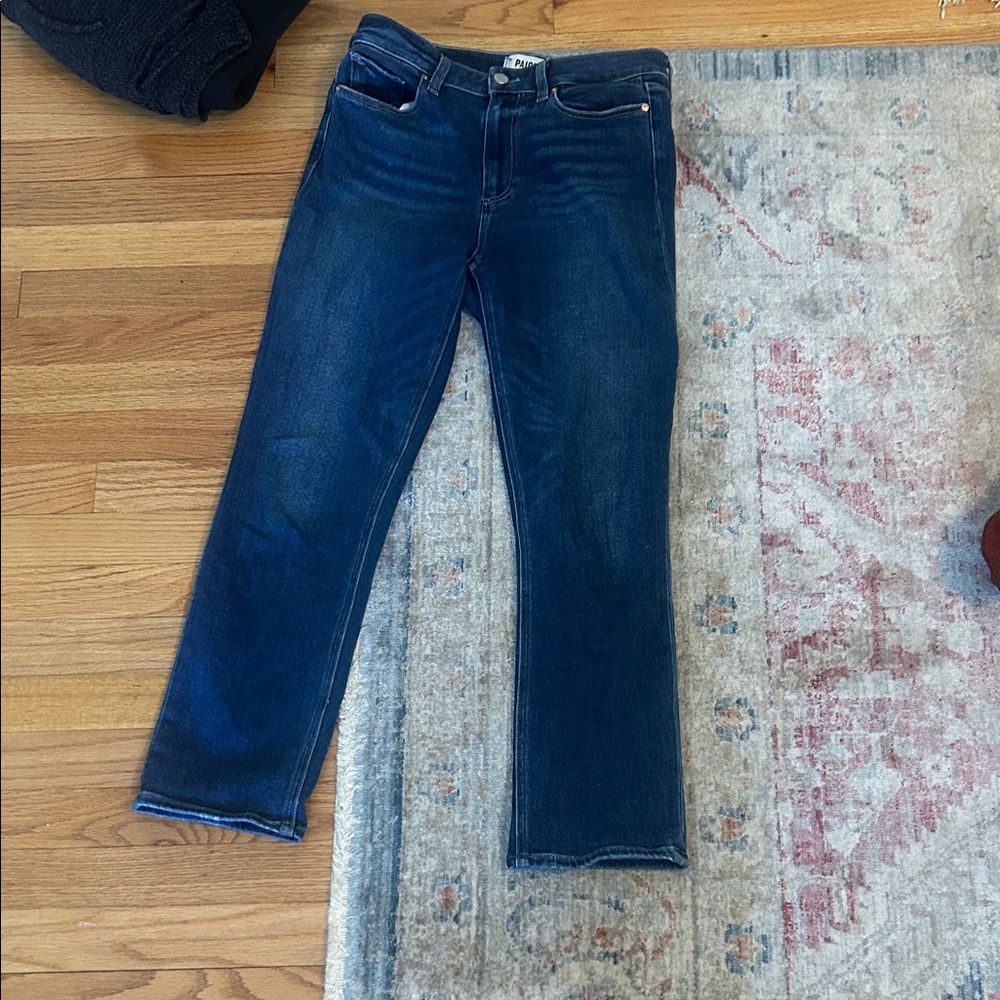 Paige Cindy Crop in color Roam